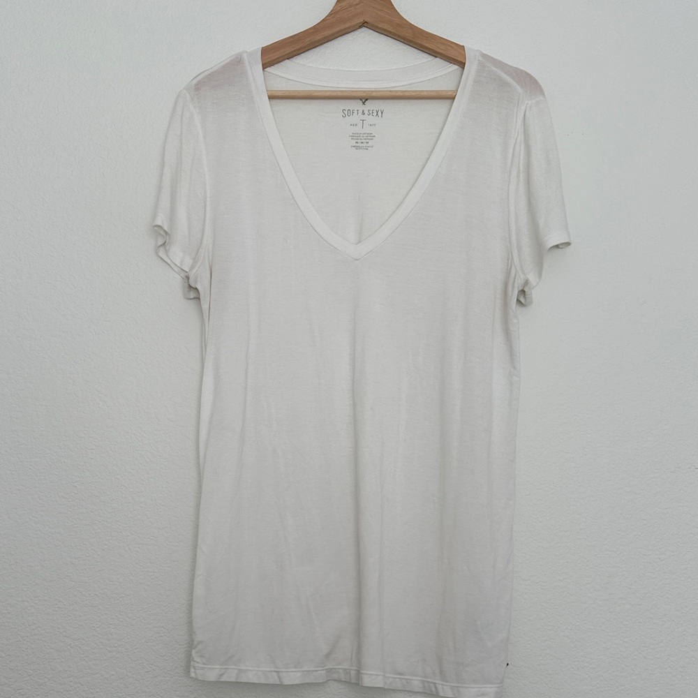 American Eagle Outfitters Soft & Sexy White V-Neck Tee